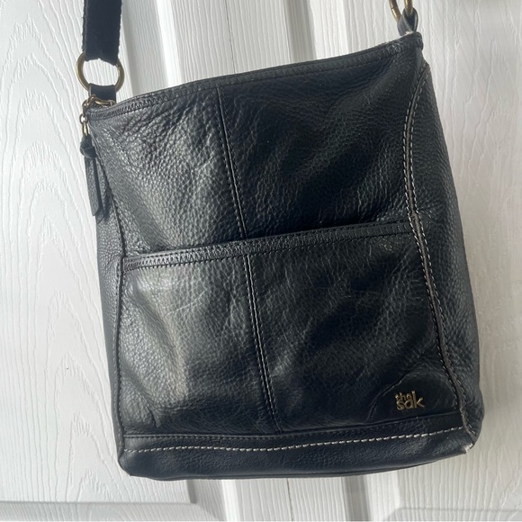 The Sak Classic Black Pebbled Leather Crossbody - Picture 1 of 5